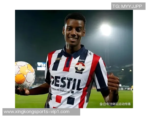 现役足球二号球星排行榜及其表现分析 2025年最新数据揭秘 现役足球二号球星排行榜及其表现分析 2025年最新数据揭秘